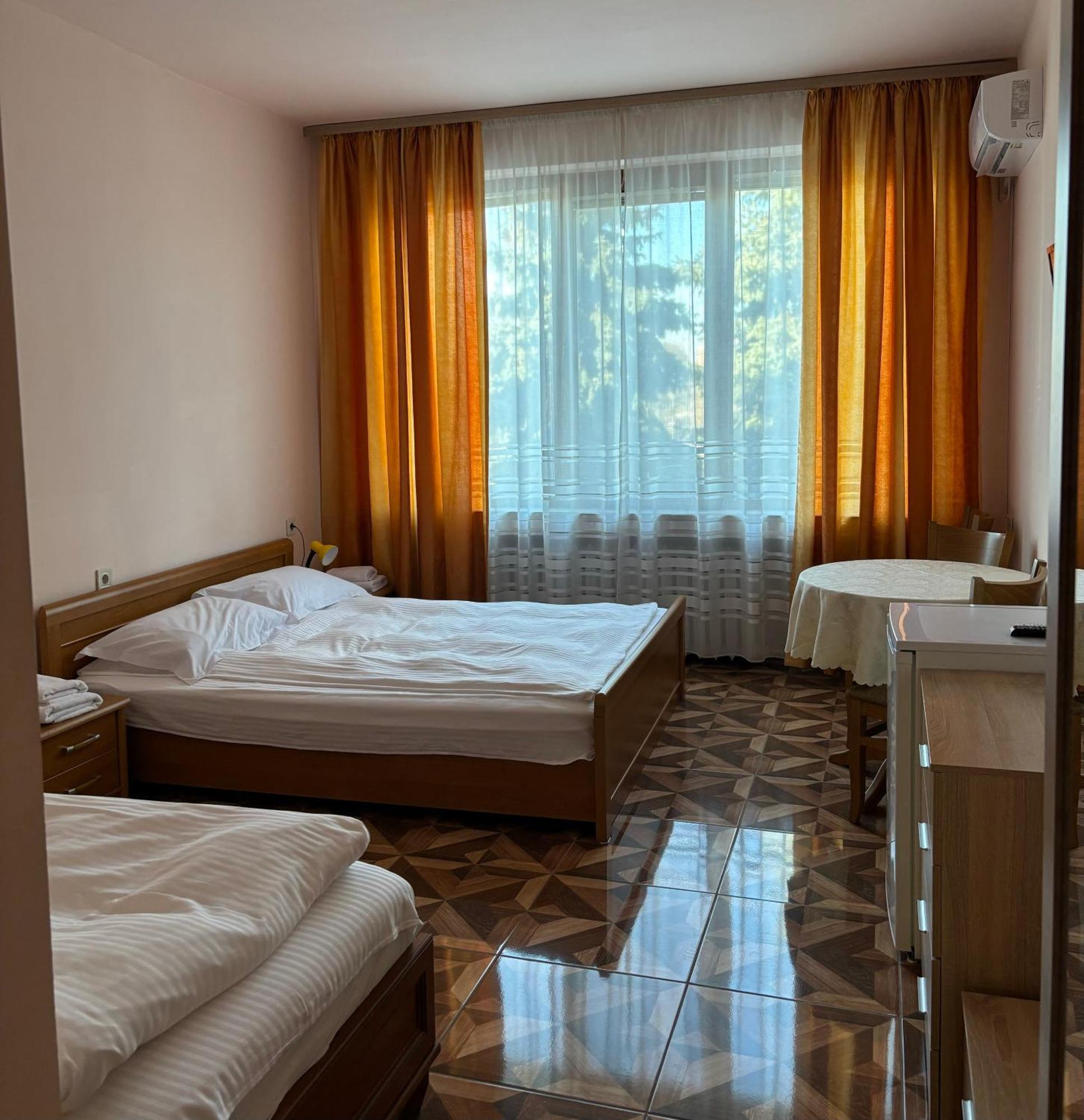 Apart Hotel Central Razgrad Exterior photo